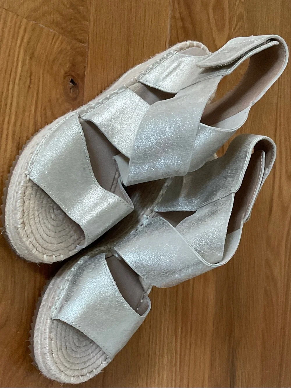 Eileen Fisher Metallic Cream Espadrille Sandals